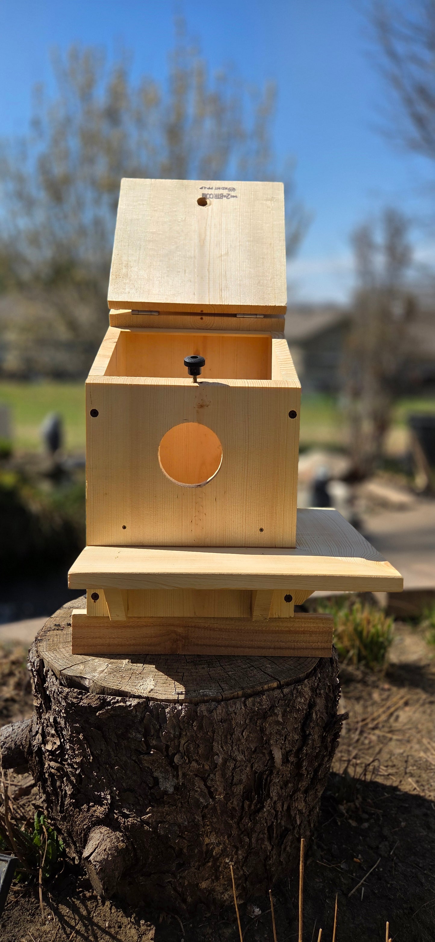 Topper Popper Squirrel House