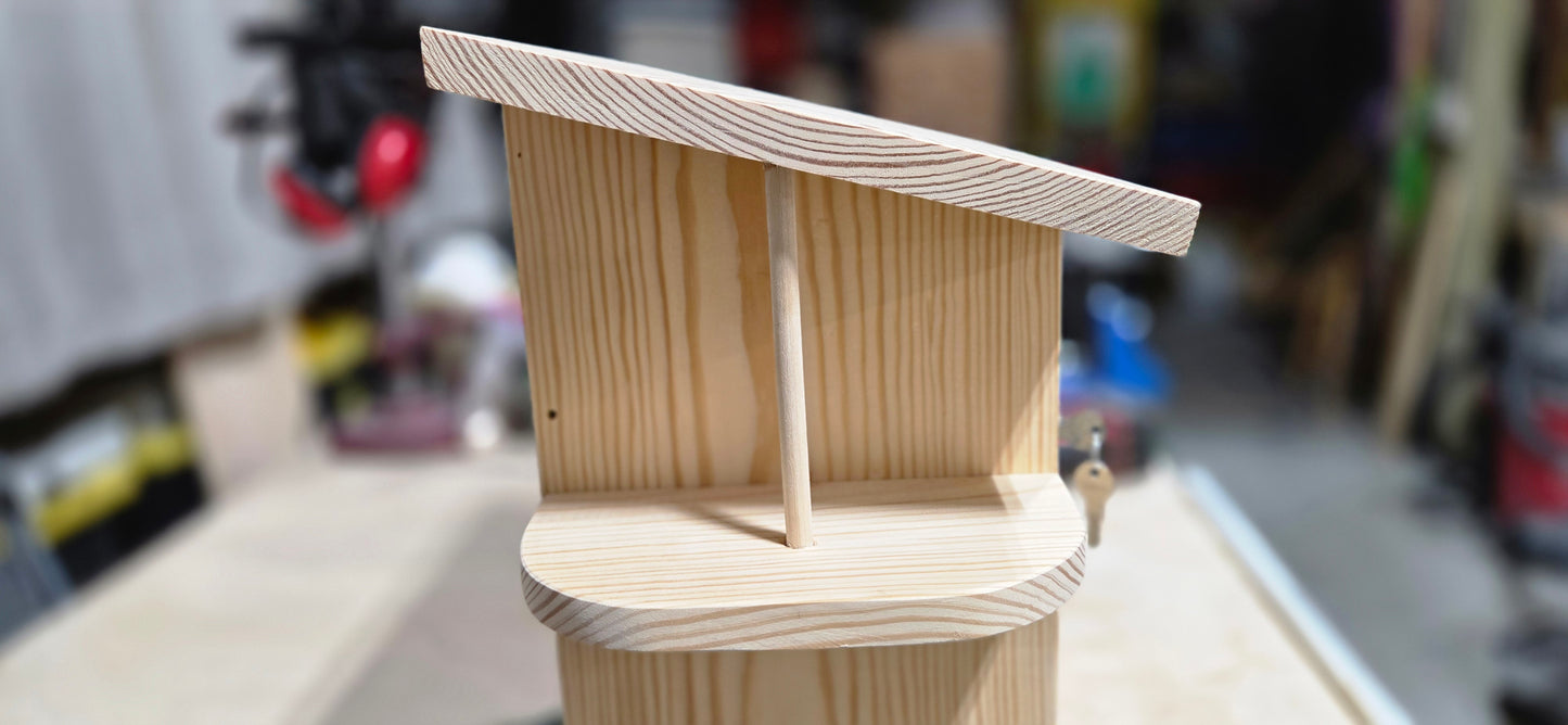 The "Lodge" squirrel house